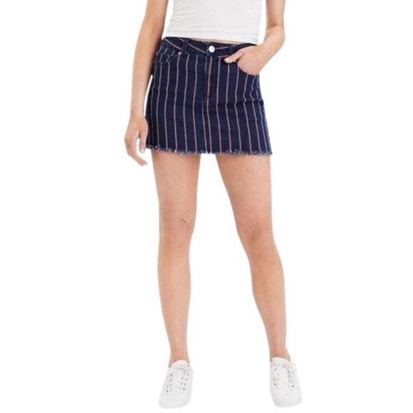 American Eagle NWT Denim Striped Frayed Hem Mini Skirt 8 - Picture 5 of 11